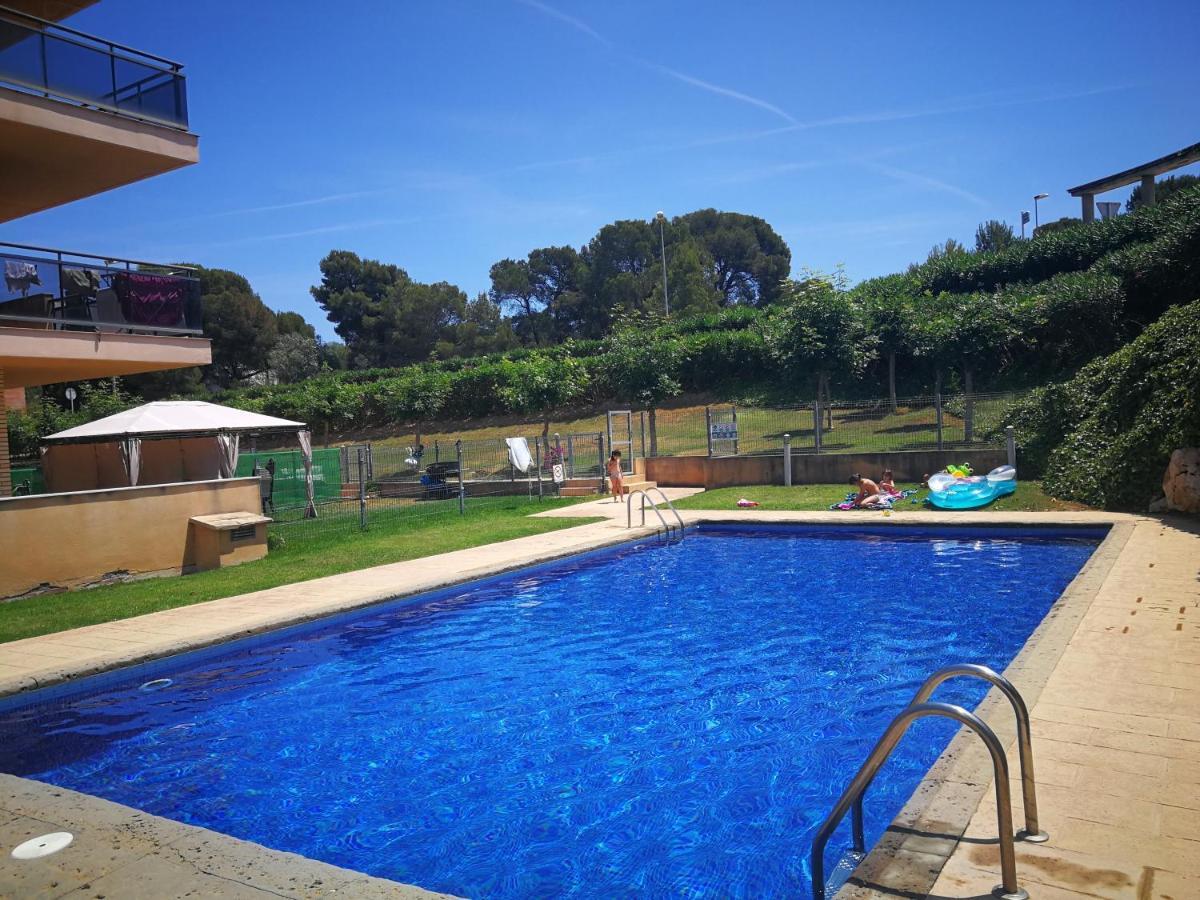 6Beds Salou Apartment Bagian luar foto