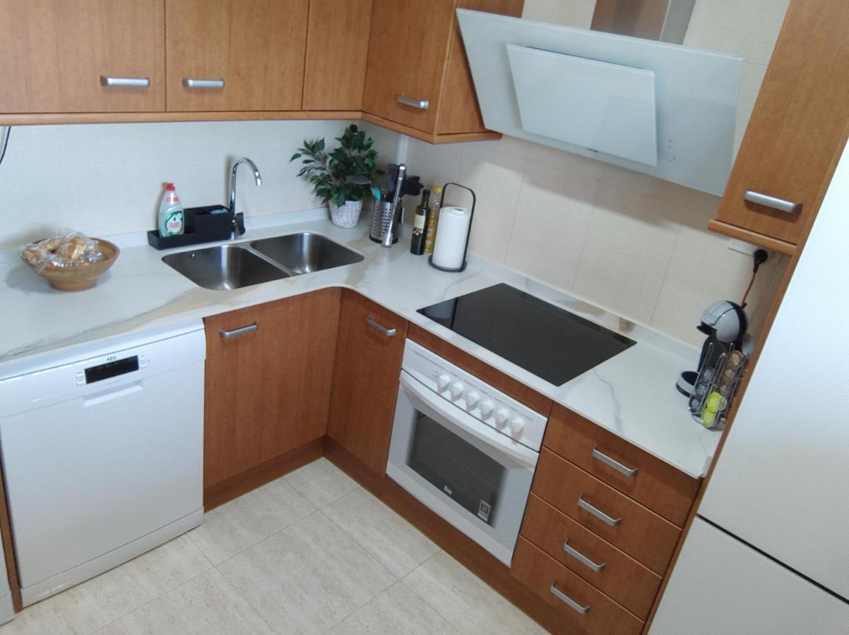 6Beds Salou Apartment Bagian luar foto
